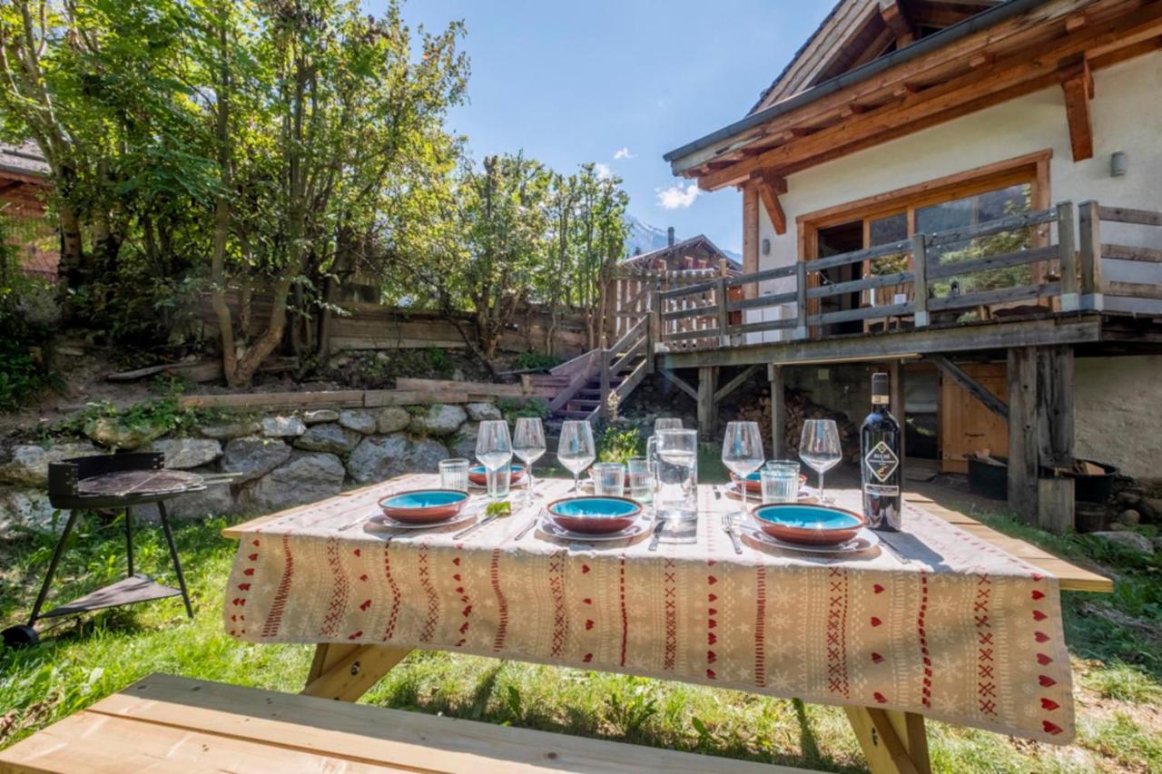 Superb Chalet With Balcony In Chamonix