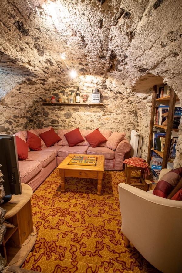 Pele - Alpes Travel - - Sleeps 11 Chalet