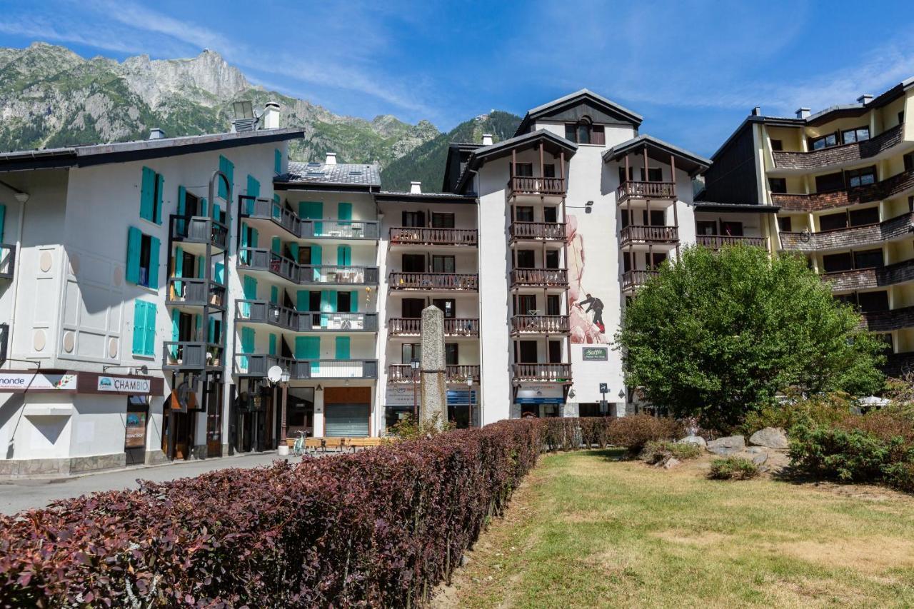 Sud - Batiment F 308 *