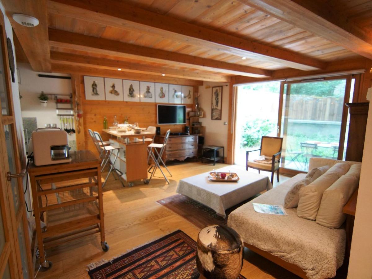 Apartment Les Jardins De L'astoria By Interhome Chamonix
