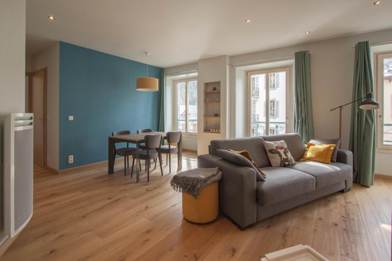 Les Aiguilles- Town Centre Luxury 2 Bedroom Chamonix