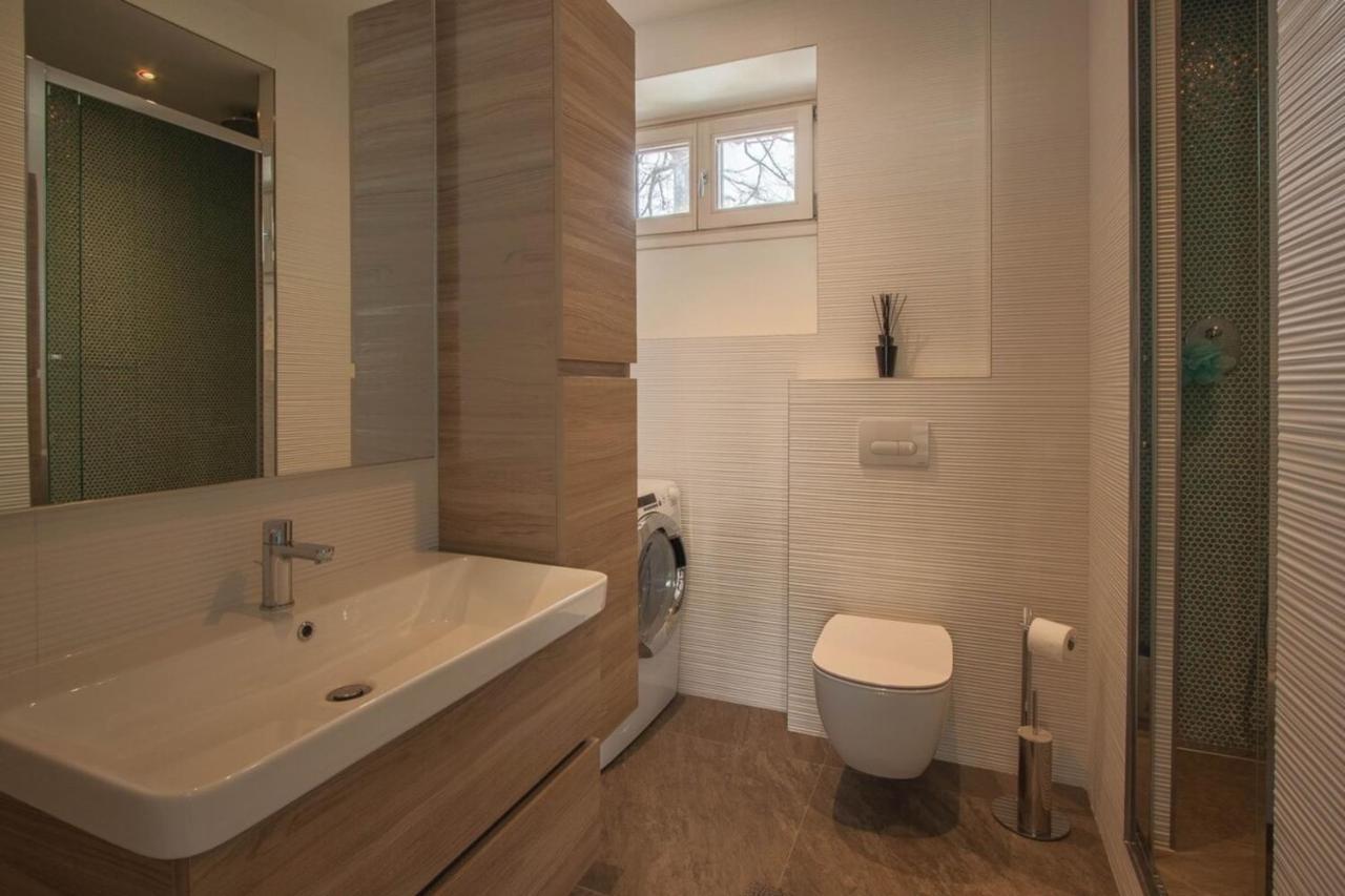 Apartment Les Aiguilles- Town Centre Luxury 2 Bedroom Chamonix