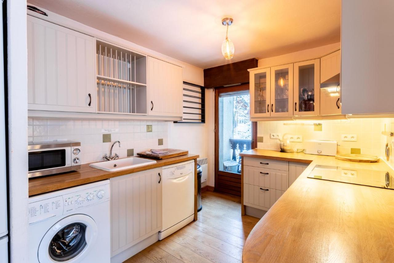 Chamouny - Alpes Travel - - Sleeps 8 Apartment *