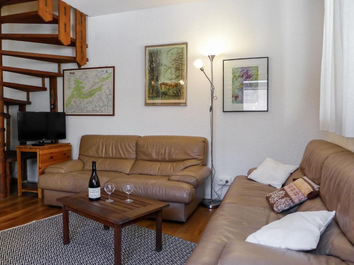 Jonquilles-15 By Interhome *