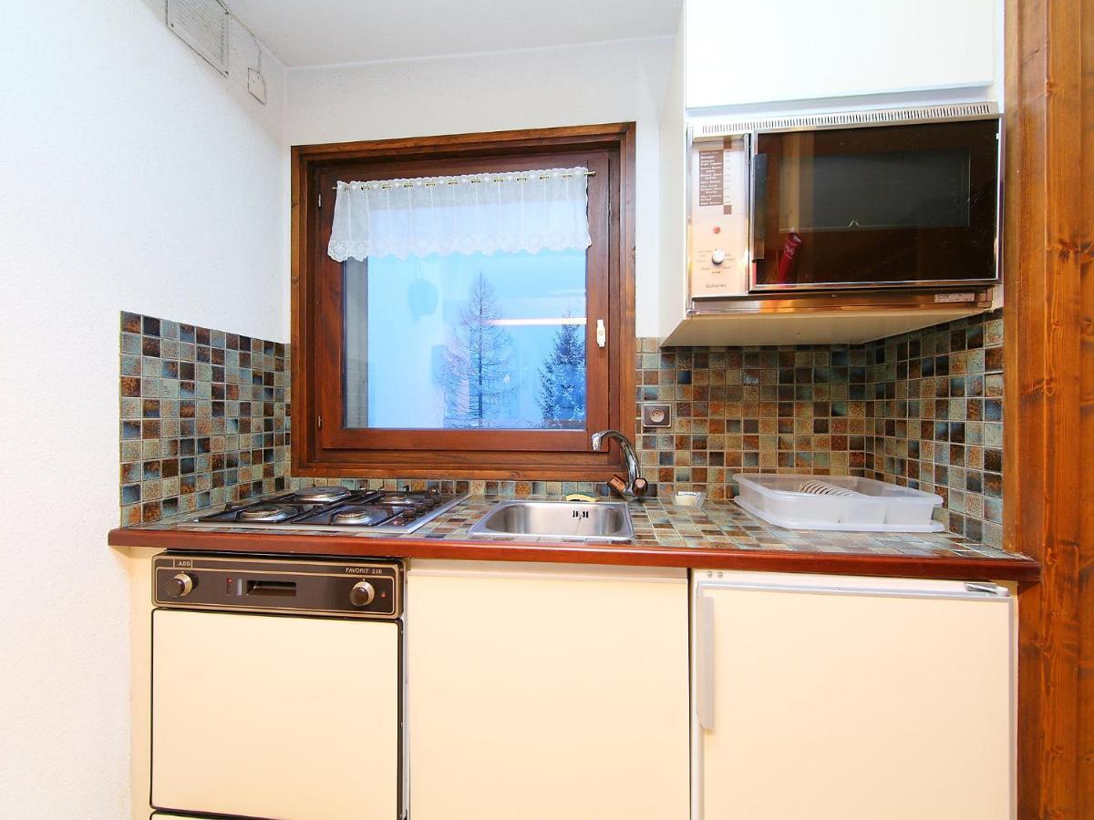 Les Pelarnys By Interhome