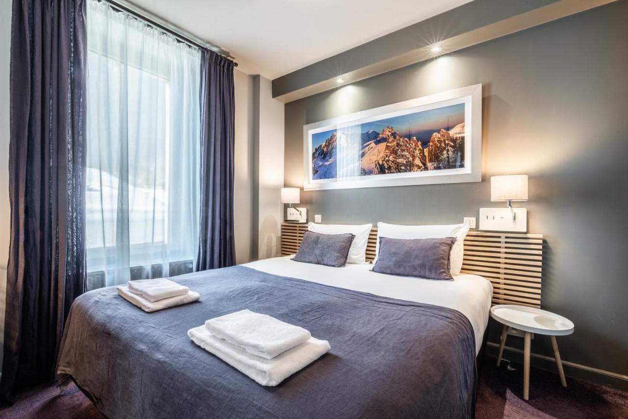 Eden Hotel, And Les Praz