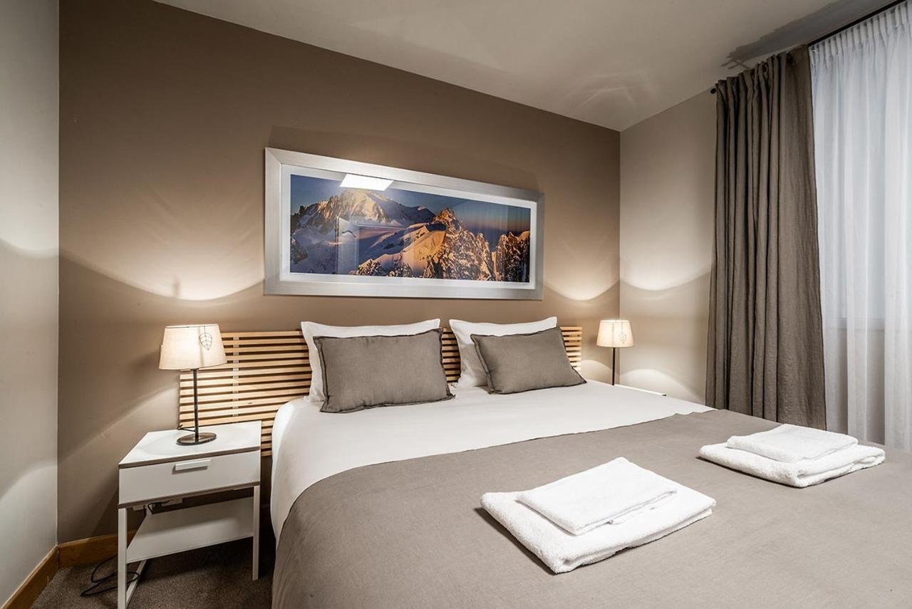 Eden Hotel, And Les Praz Hotel 3*