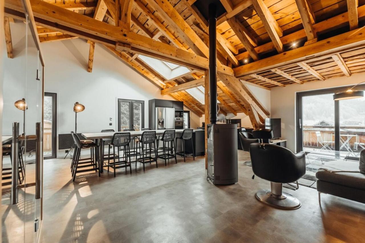 Apartment Luxurious 3-bedroom Flat With Sauna And Garage