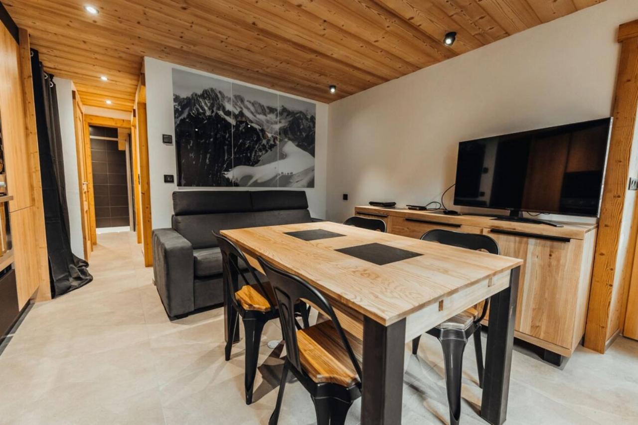 Vouvy Furnished Flat Apartment