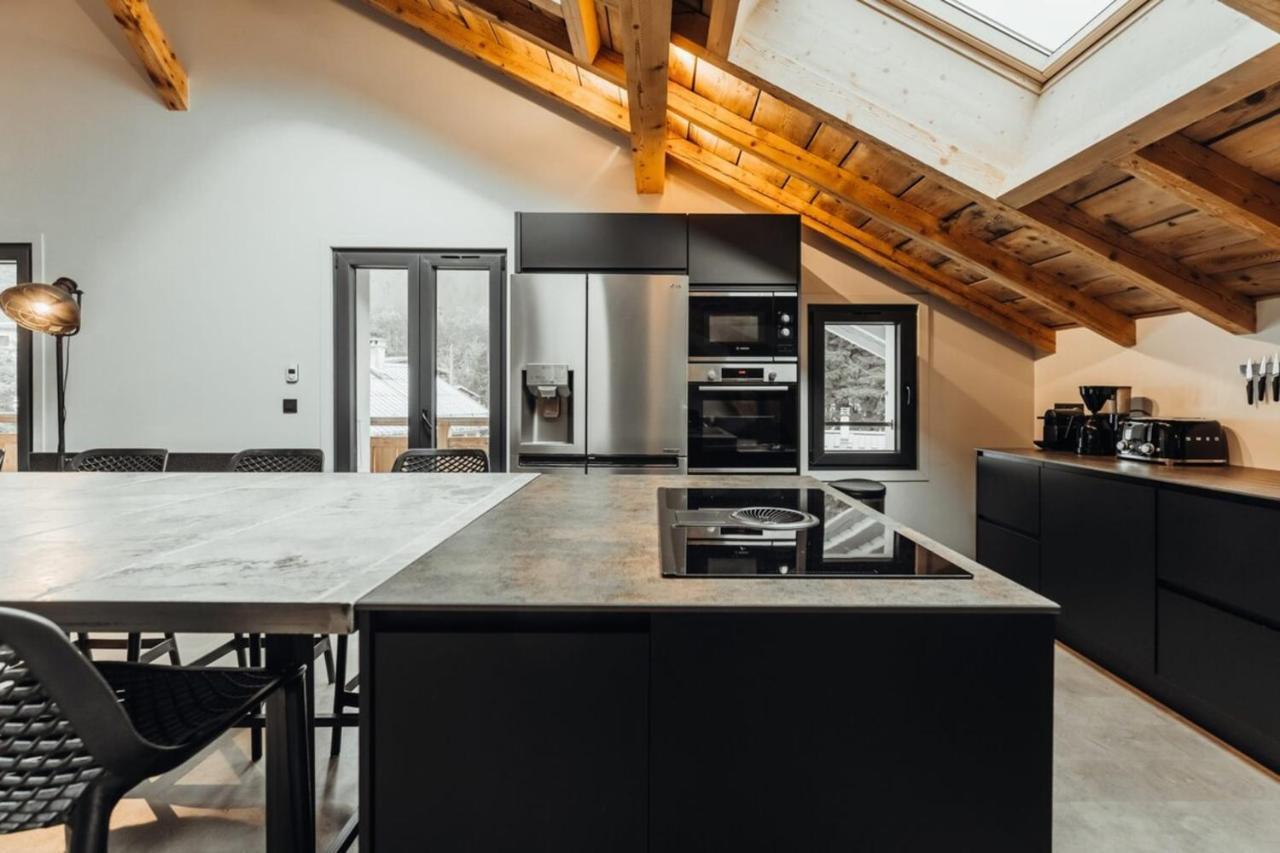 Luxurious 3-bedroom Flat With Sauna And Garage Chamonix