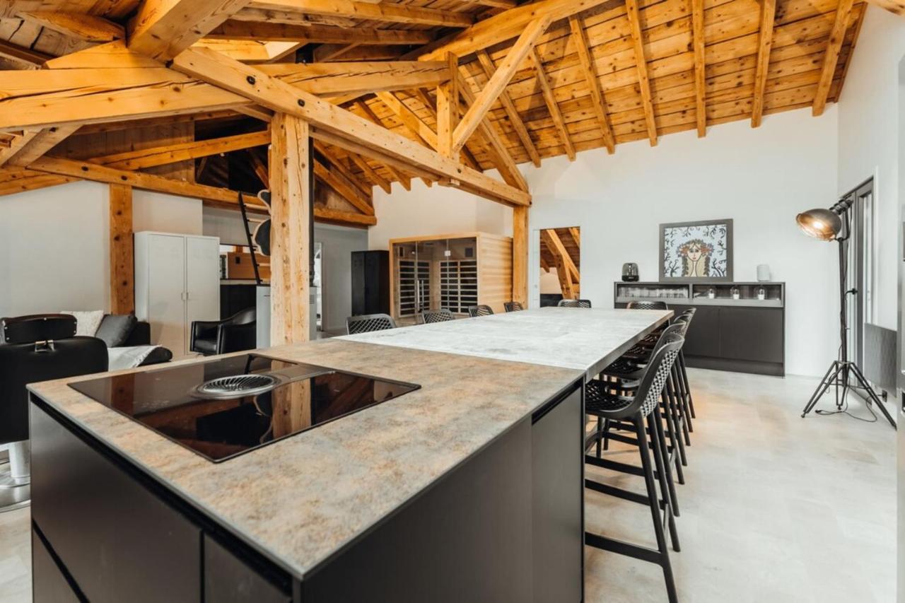 Luxurious 3-bedroom Flat With Sauna And Garage Apartment *
