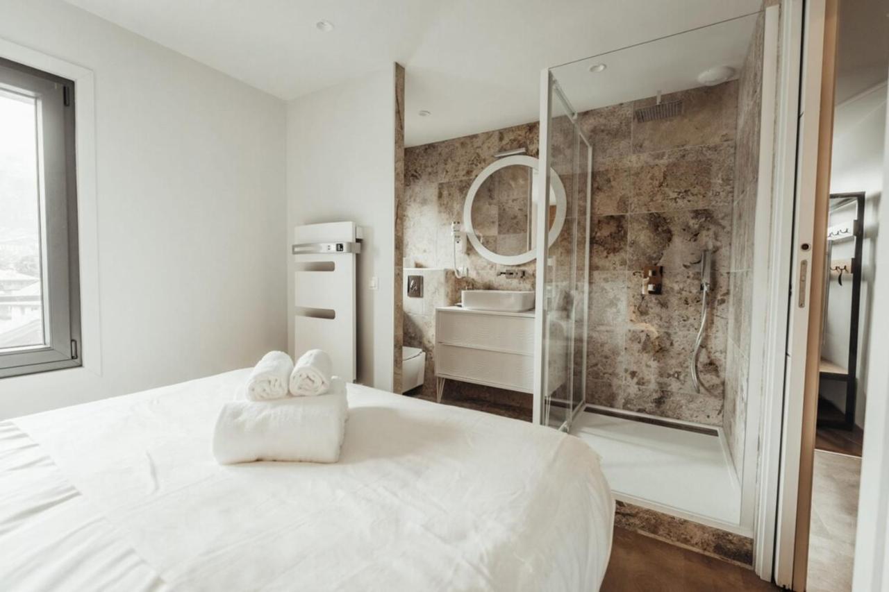 Luxurious 3-bedroom Flat With Sauna And Garage Apartment