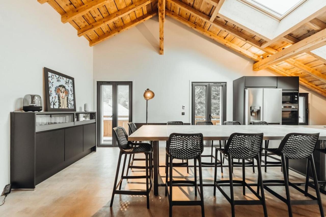 Luxurious 3-bedroom Flat With Sauna And Garage