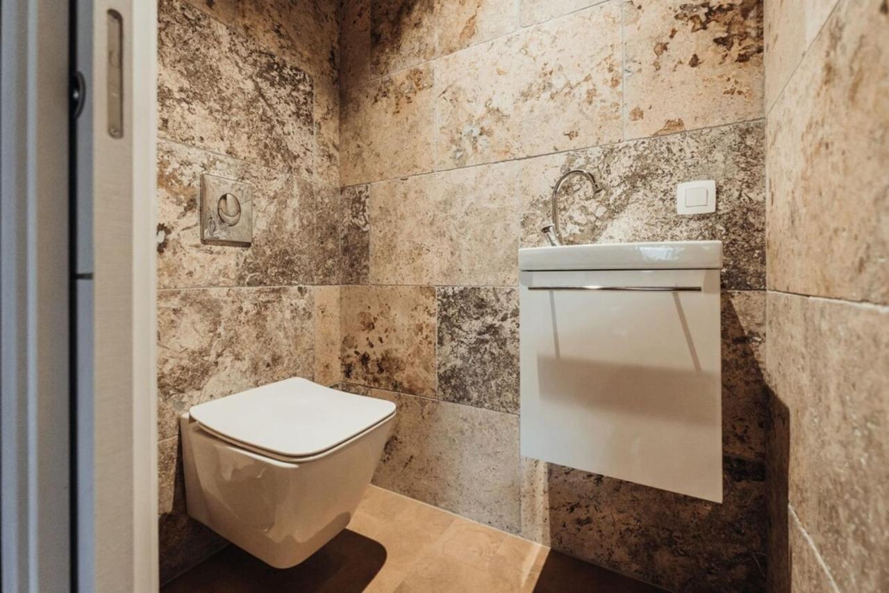 Luxurious 3-bedroom Flat With Sauna And Garage *