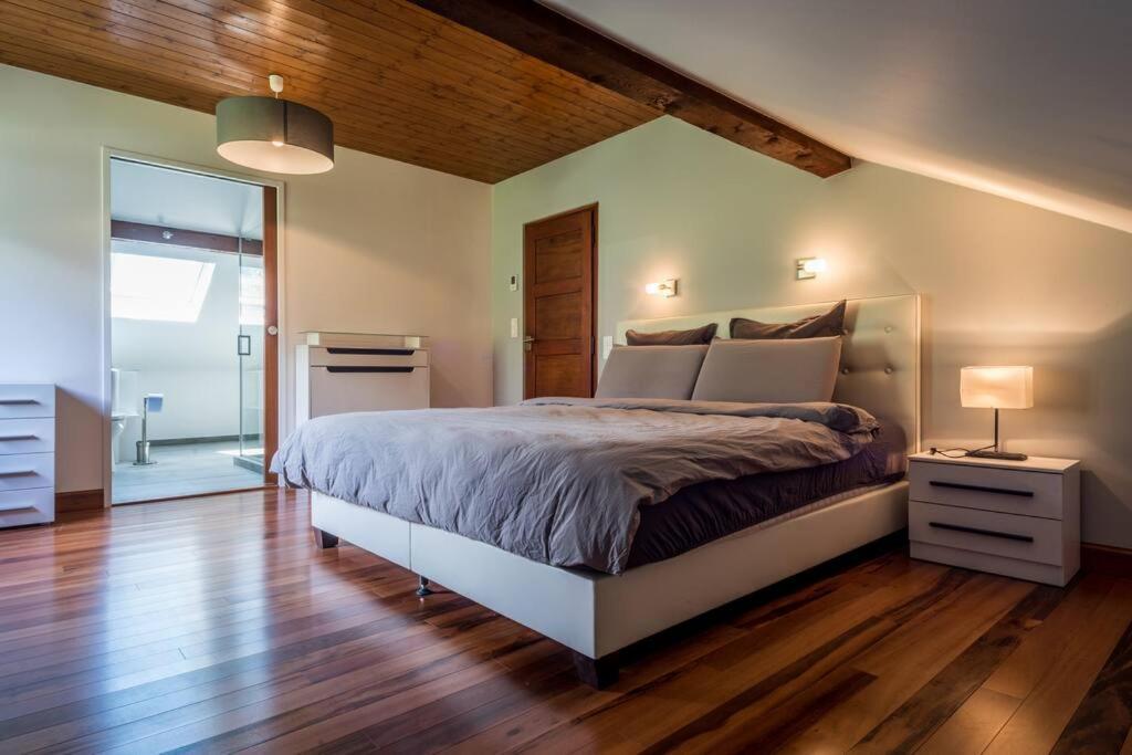 Luxury Spacious In Chalet