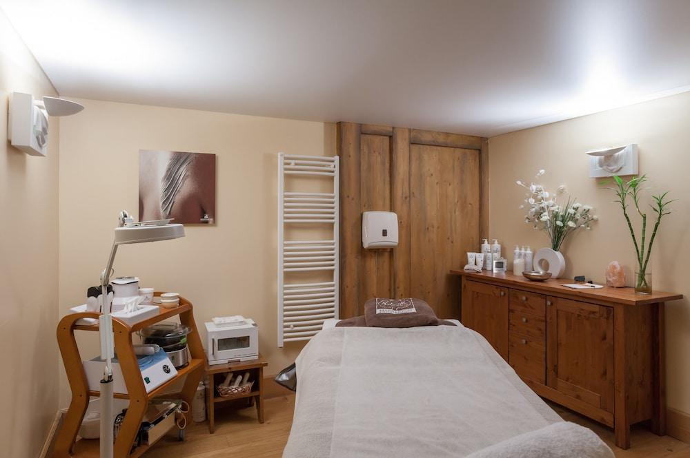 Pierre & Premium La Ginabelle Aparthotel 4*