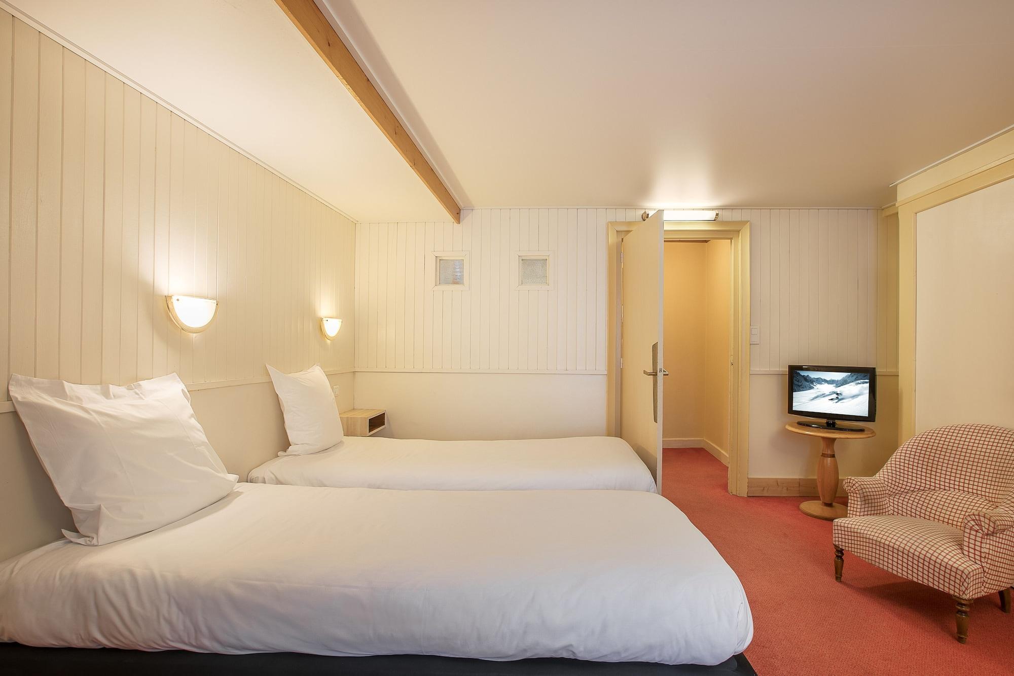 Hotel La Croix Blanche 2*