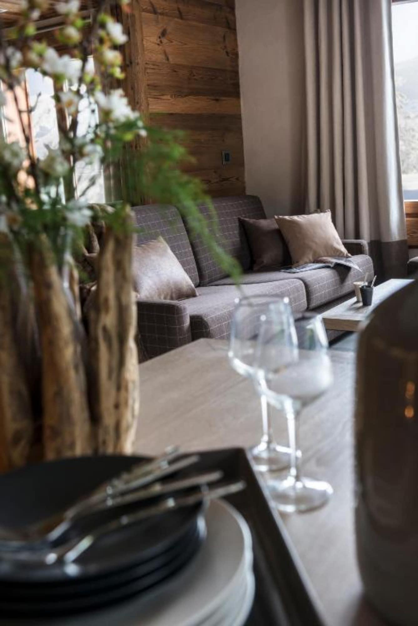 Mgm & Residences - Le Cristal De Jade Aparthotel 5*