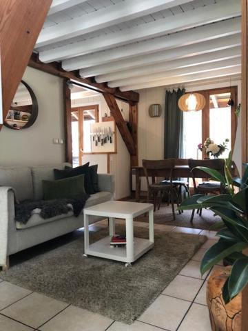 2 Bedroom Planards Apartment *