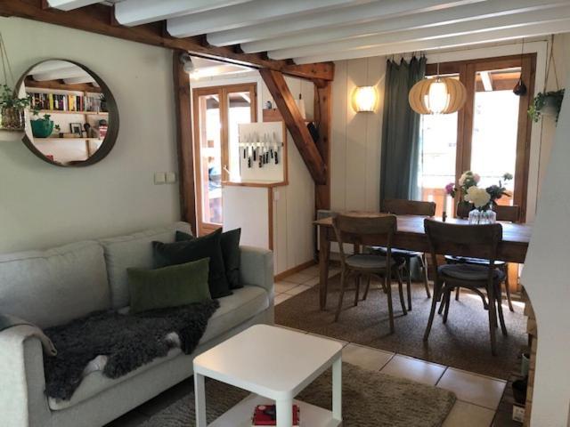 2 Bedroom Planards Apartment *