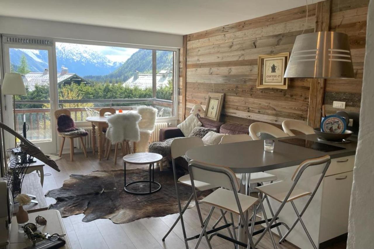 Apartment Charming With Swimming Pool In Argentiere