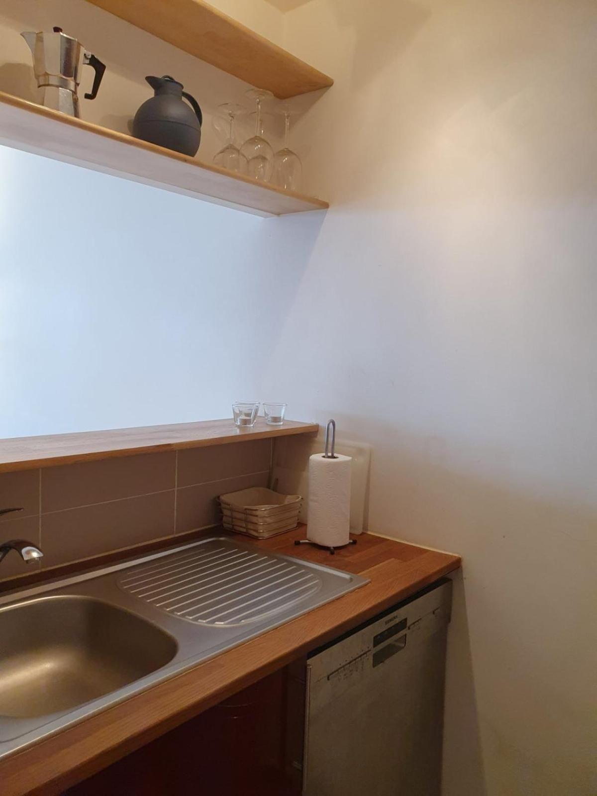 32m With Balcony View On The Mountain