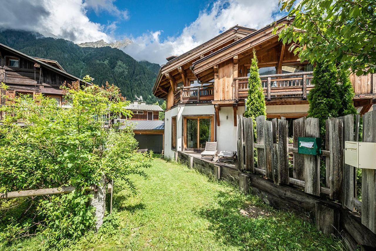 Eden Hotel, And Les Praz Hotel