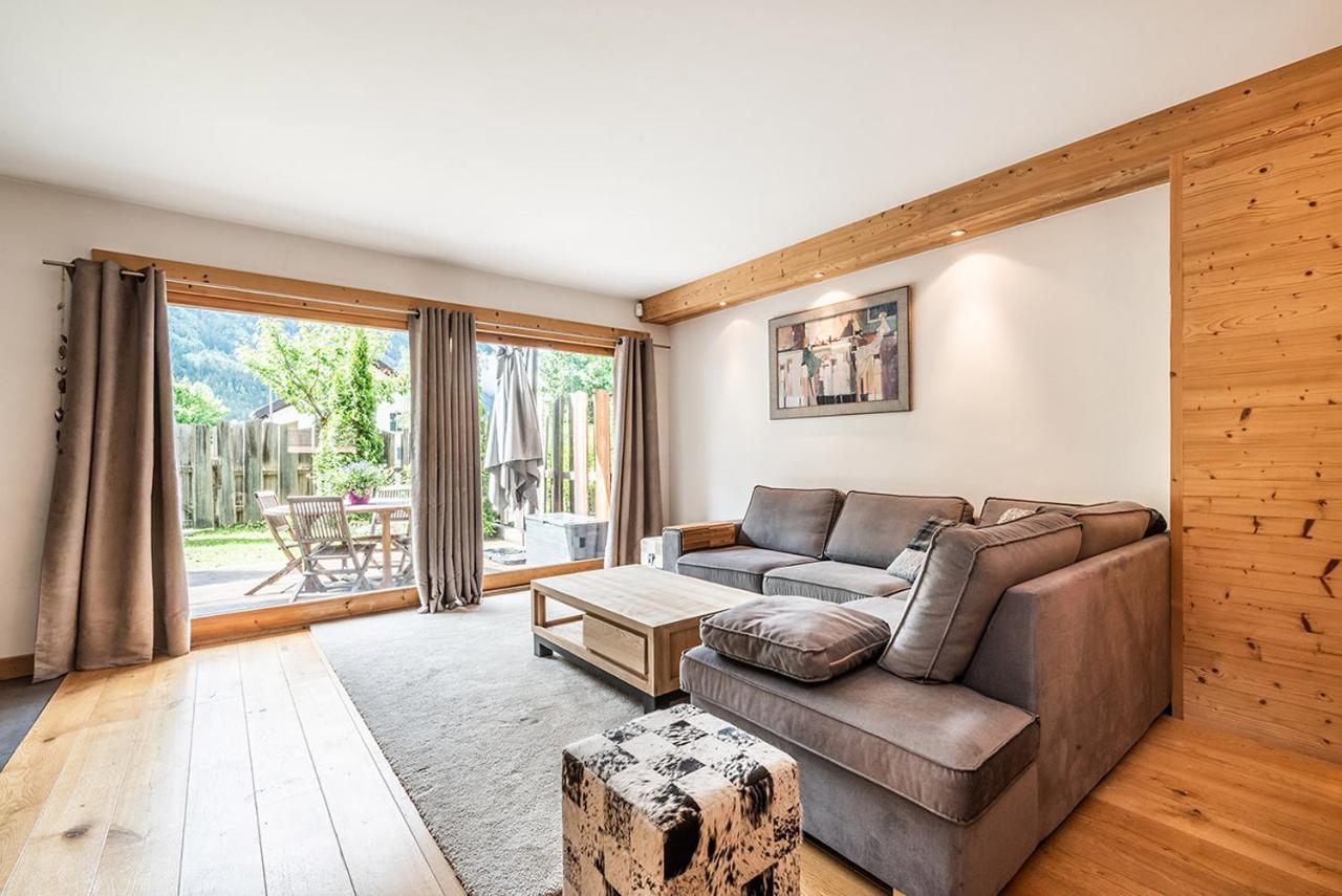 Eden Hotel, And Les Praz Chamonix