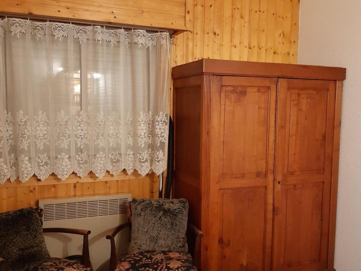 Spacieux T2 Avec Wifi, Parking Inclus, Proche Centre - Fr-1-517-63 * Chamonix