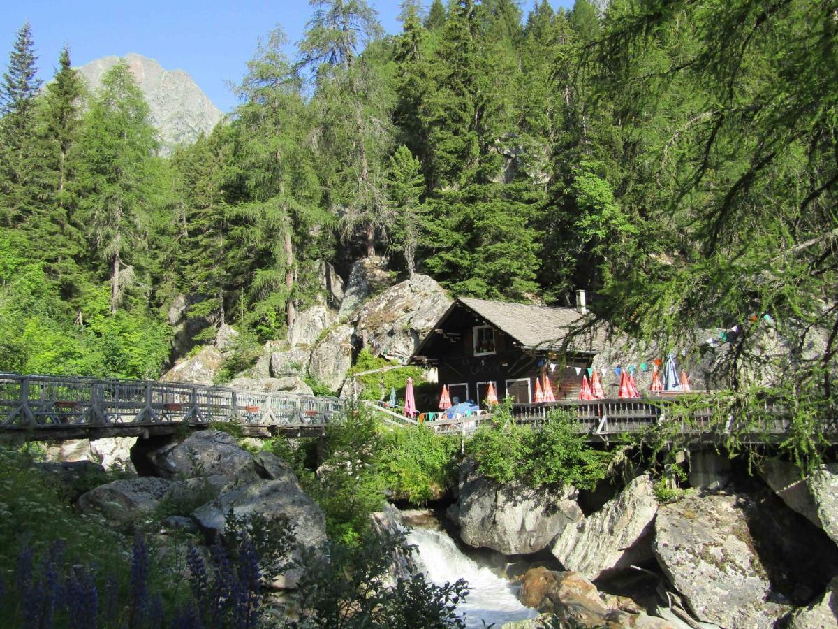 Les Grands Montets Hotel & Spa 4* Chamonix