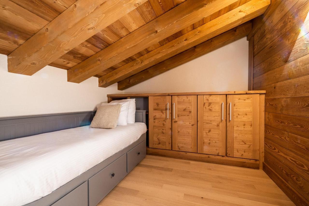 Celosia - By Emerald Apartment Chamonix