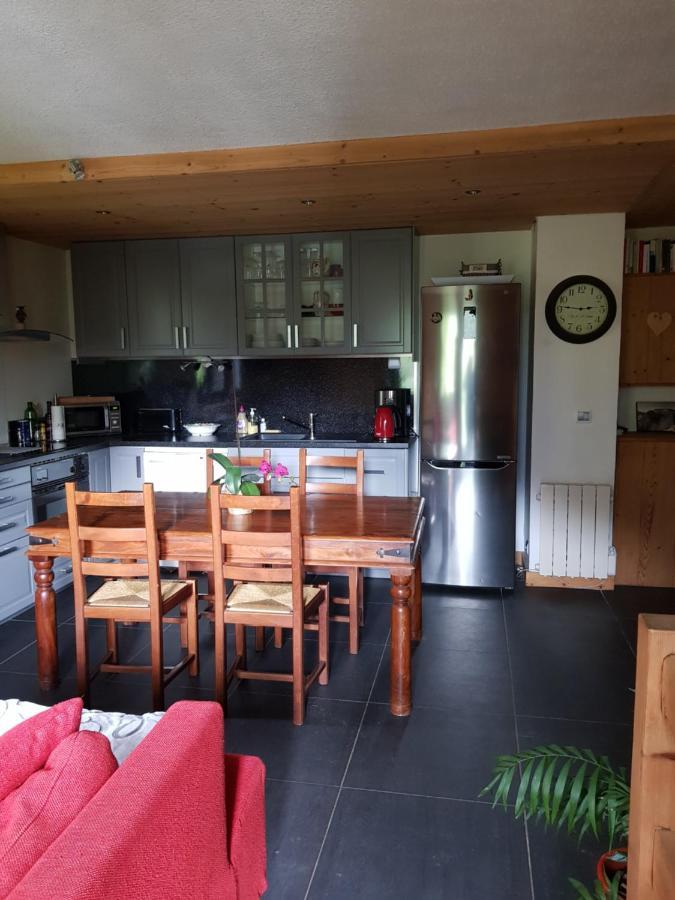 Bel , Son Jardin Et Le Lac Apartment