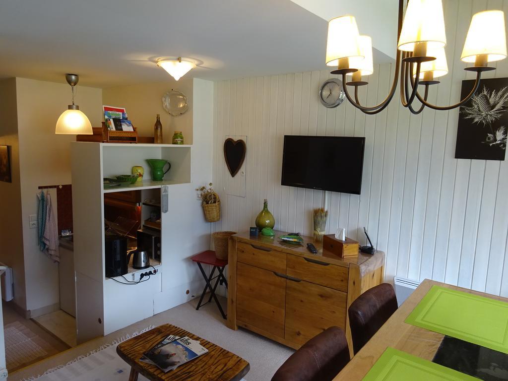Le Grepon Des Pecles Apartment *