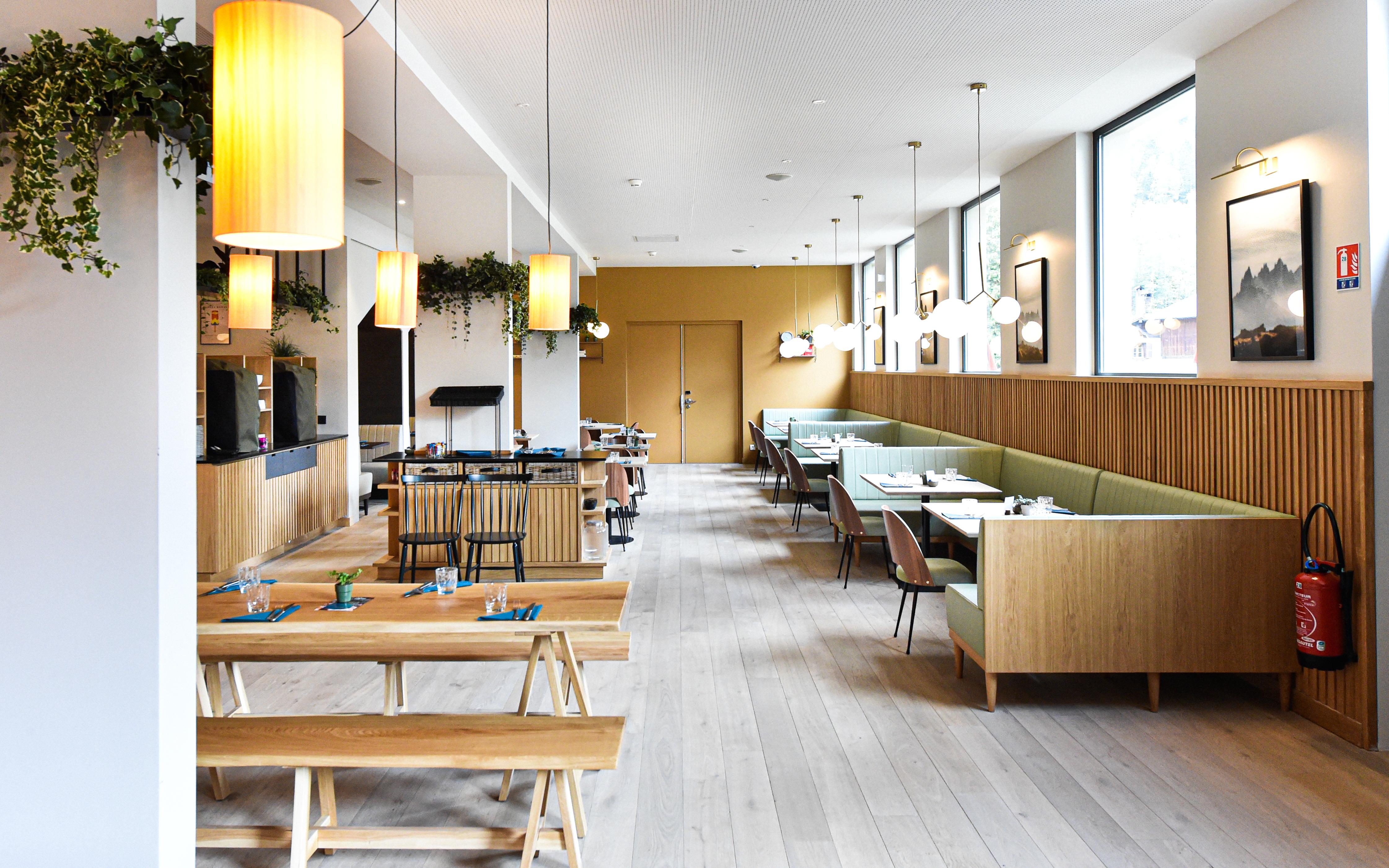 Hotel Plan B - Living 3*