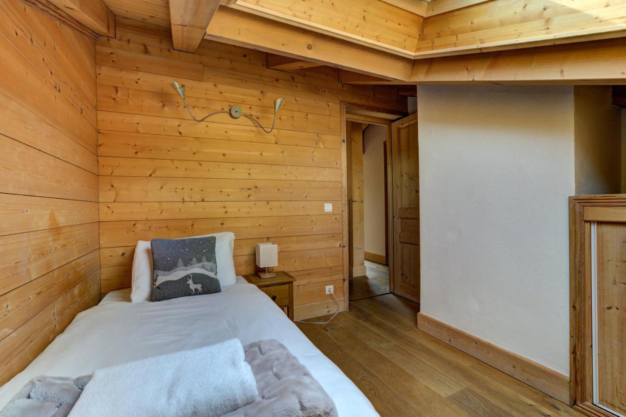 La Cloche Des Bois - Alpes Travel - Les Bois - Sleeps 4-6 Chalet