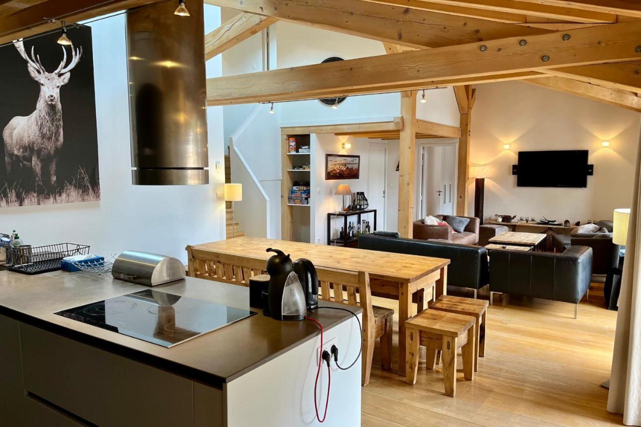 Chalet De 235 M Avec Balcon-jardin à