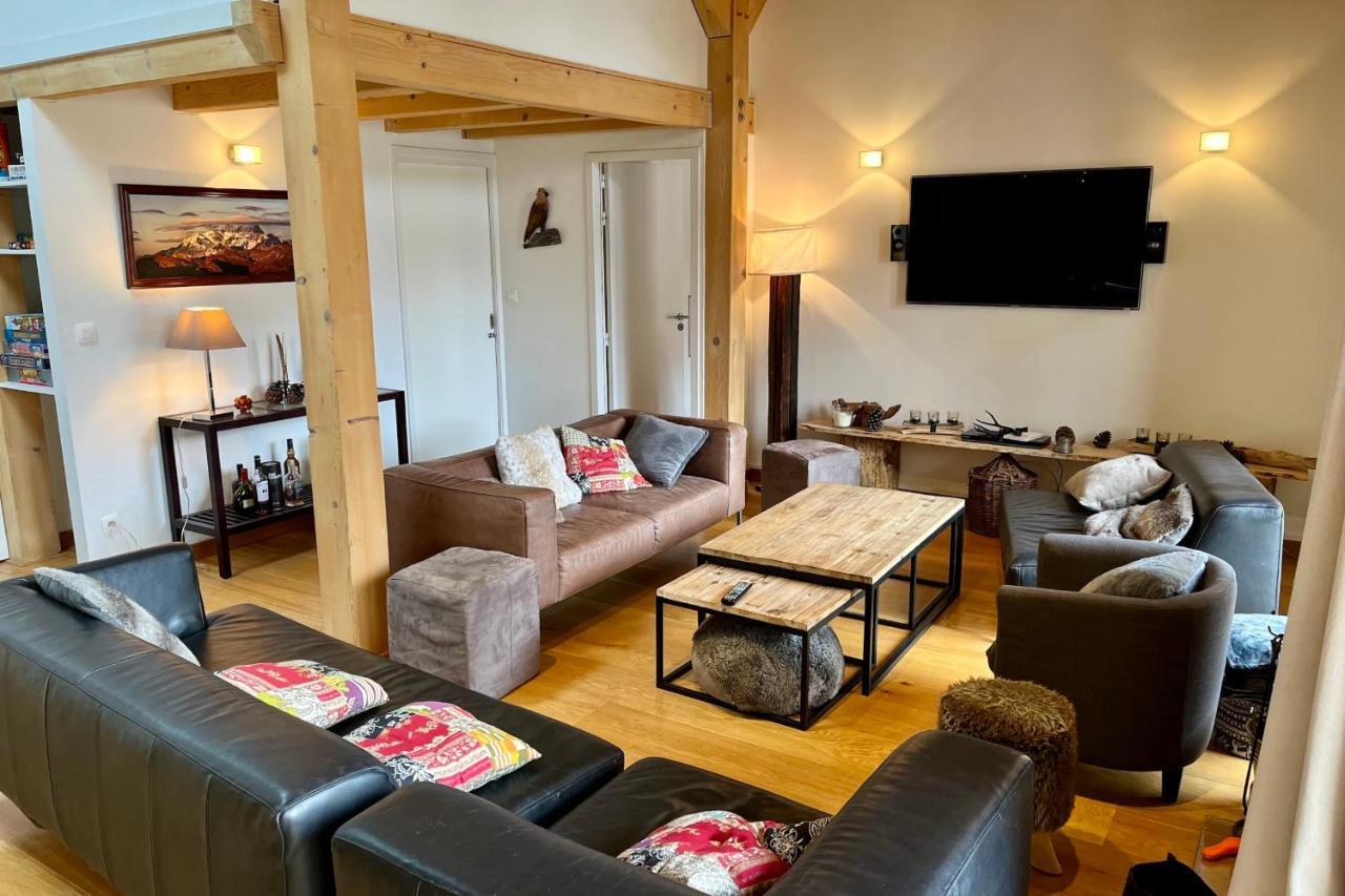 Chalet Chalet Of 235 M2 With Balcony Garden In Chamonix