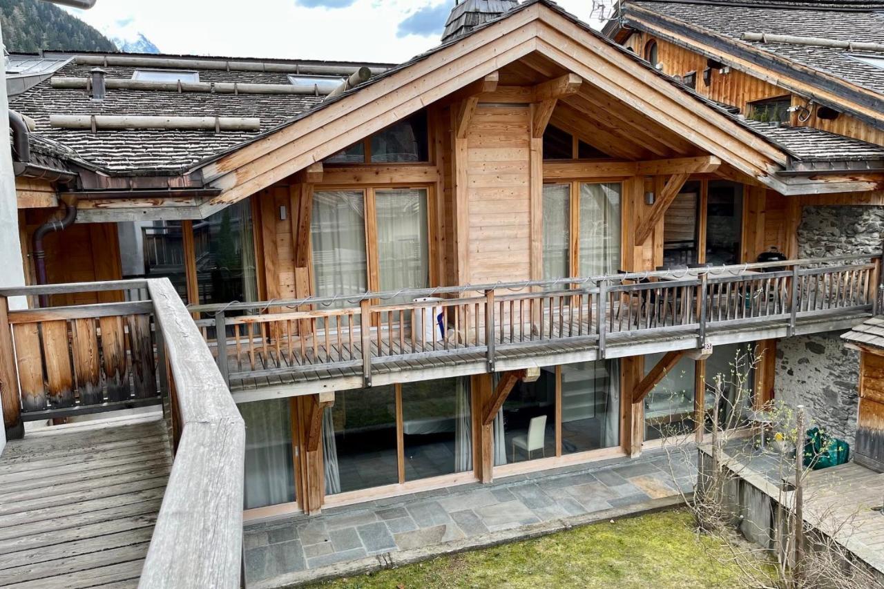 Chalet Of 235 M2 With Balcony Garden In Chamonix