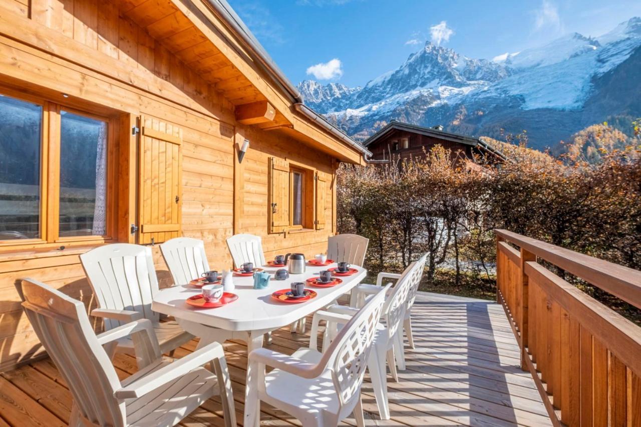 Family With Balcony In Chalet *