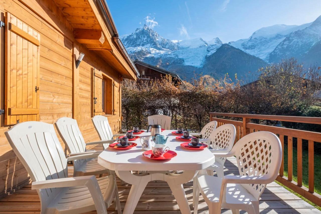Family With Balcony In Chalet