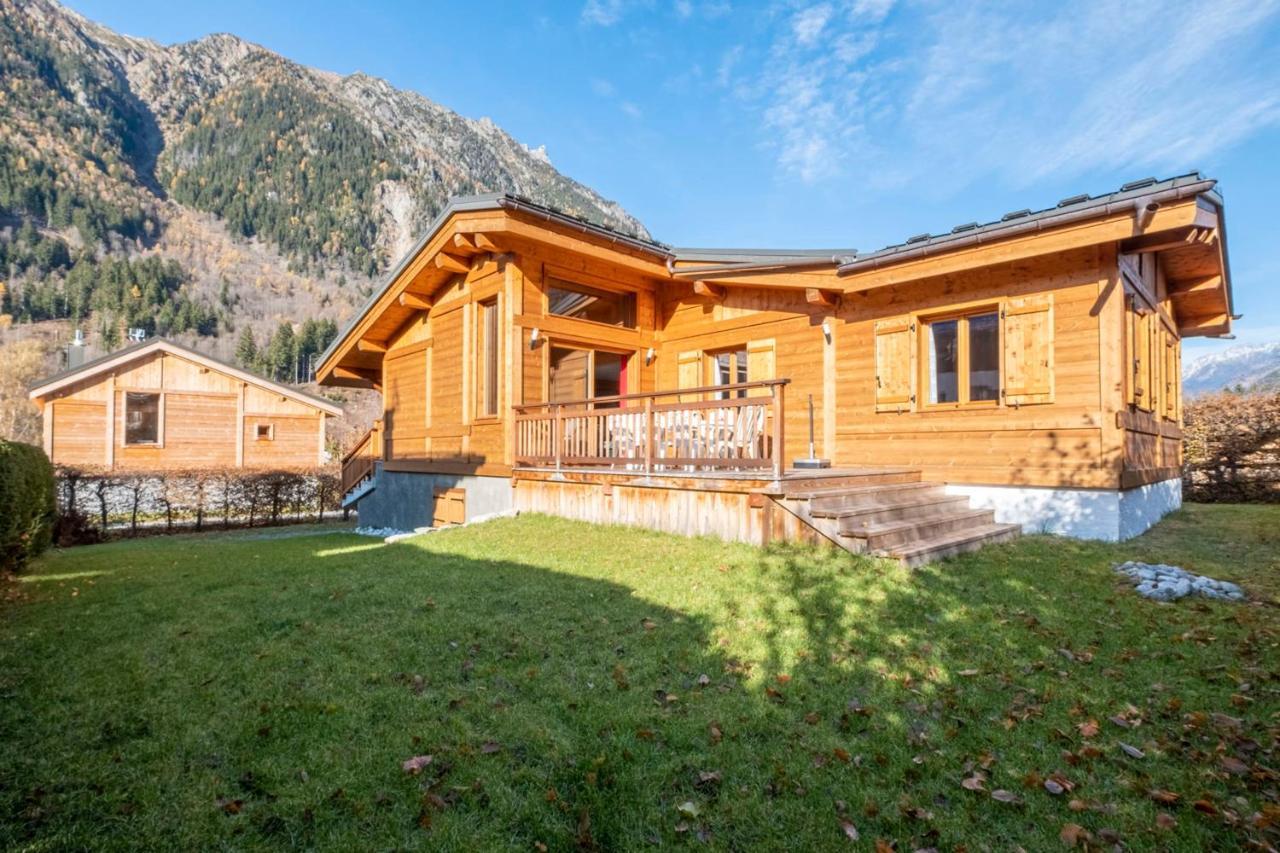 Family With Balcony In Chalet Chamonix