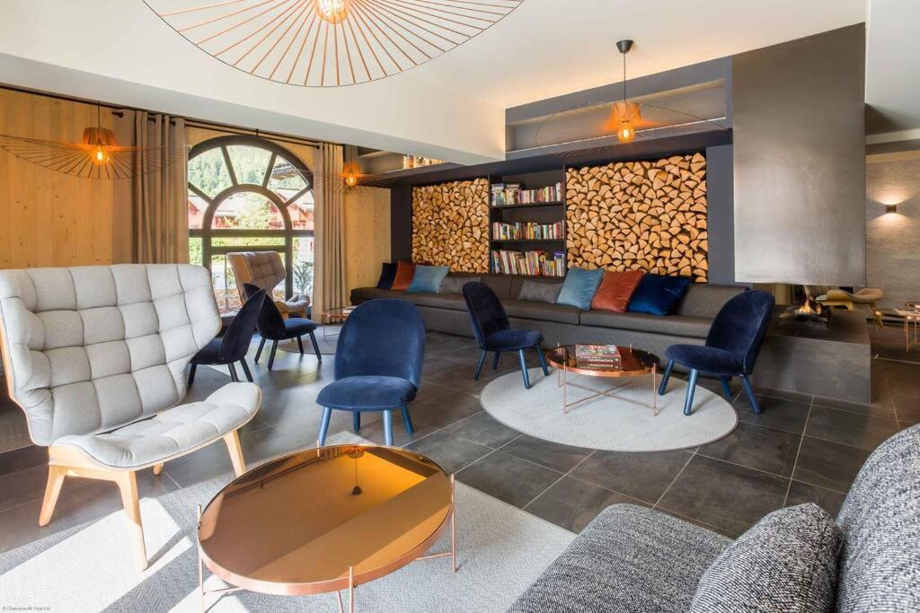 Modern 2br 5* Pool Gym Garage Mont-blanc View Apartment