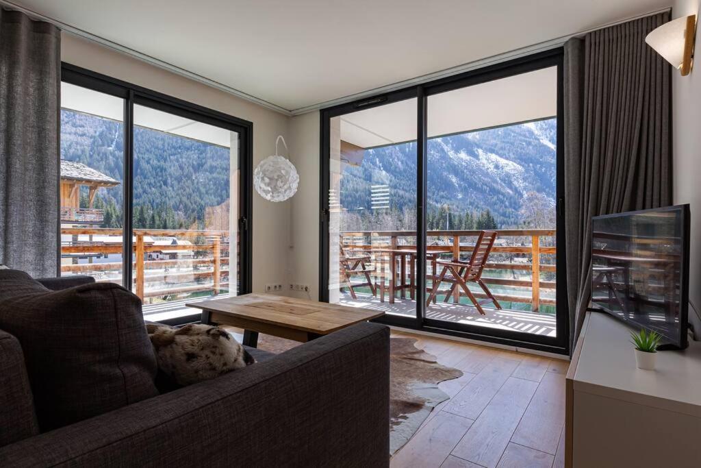 Apartment Modern 2br 5* Pool Gym Garage Mont-blanc View *