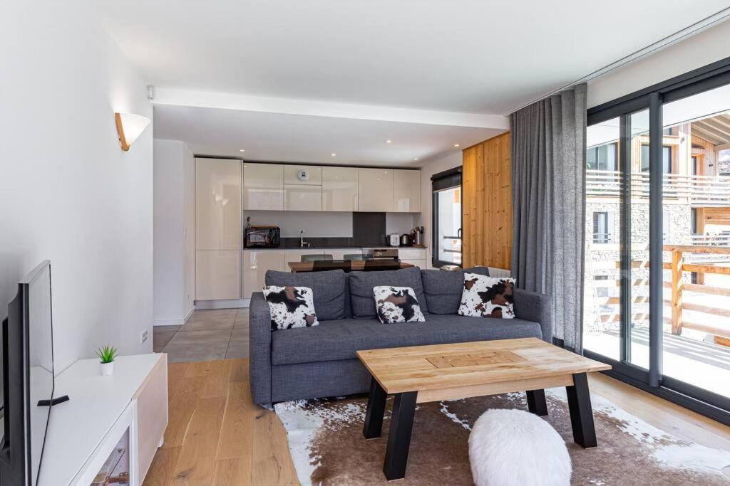 Modern 2br 5* Pool Gym Garage Mont-blanc View * Chamonix