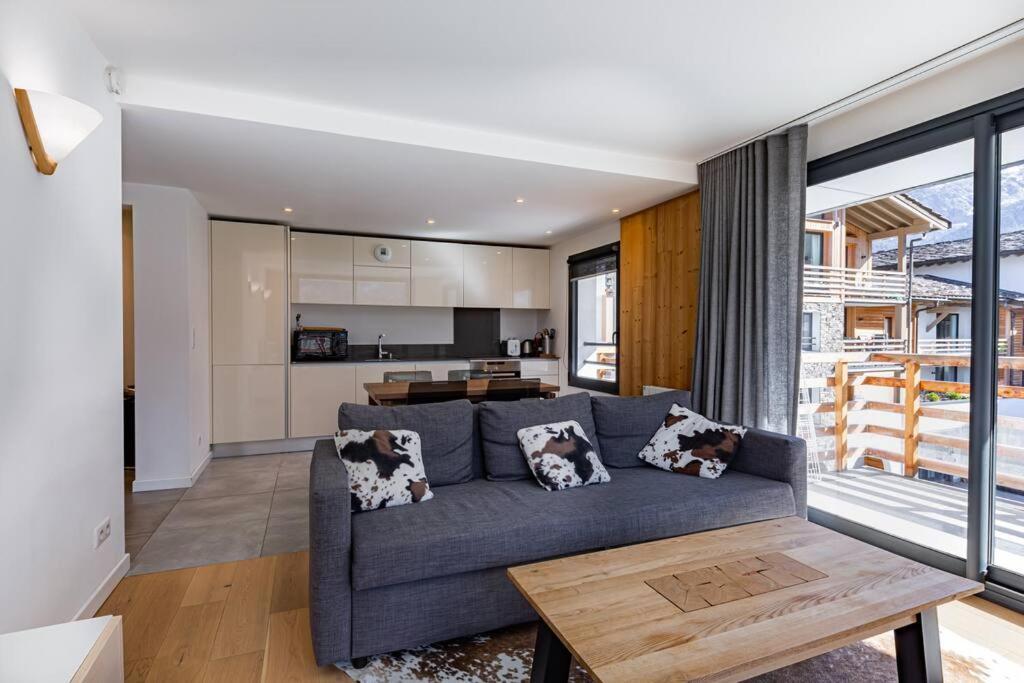 Modern 2br 5* Pool Gym Garage Mont-blanc View Apartment Chamonix