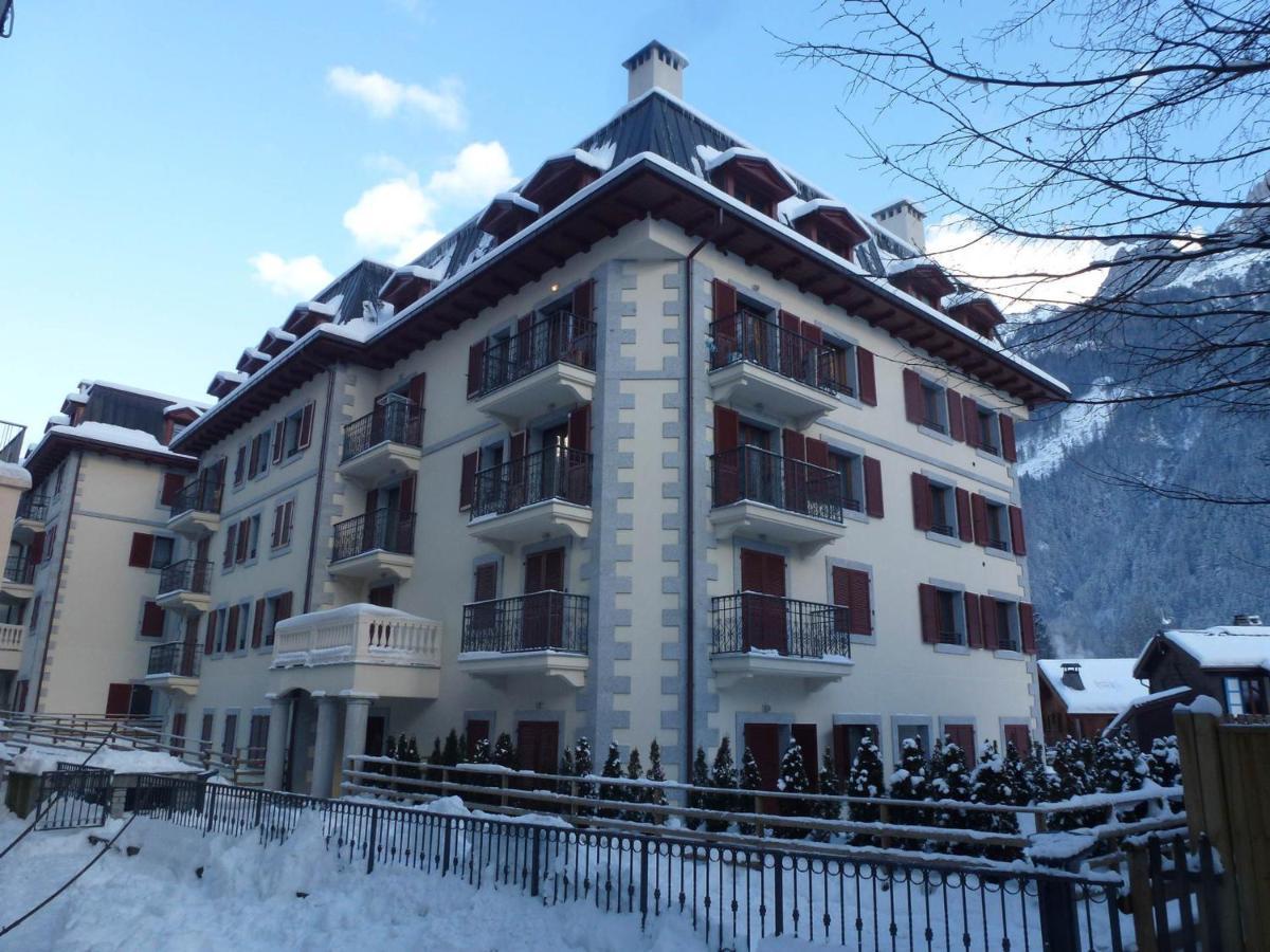 Bel Avec Parking Et Wifi Au Centre De - Fr-1-343-187 Apartment Chamonix