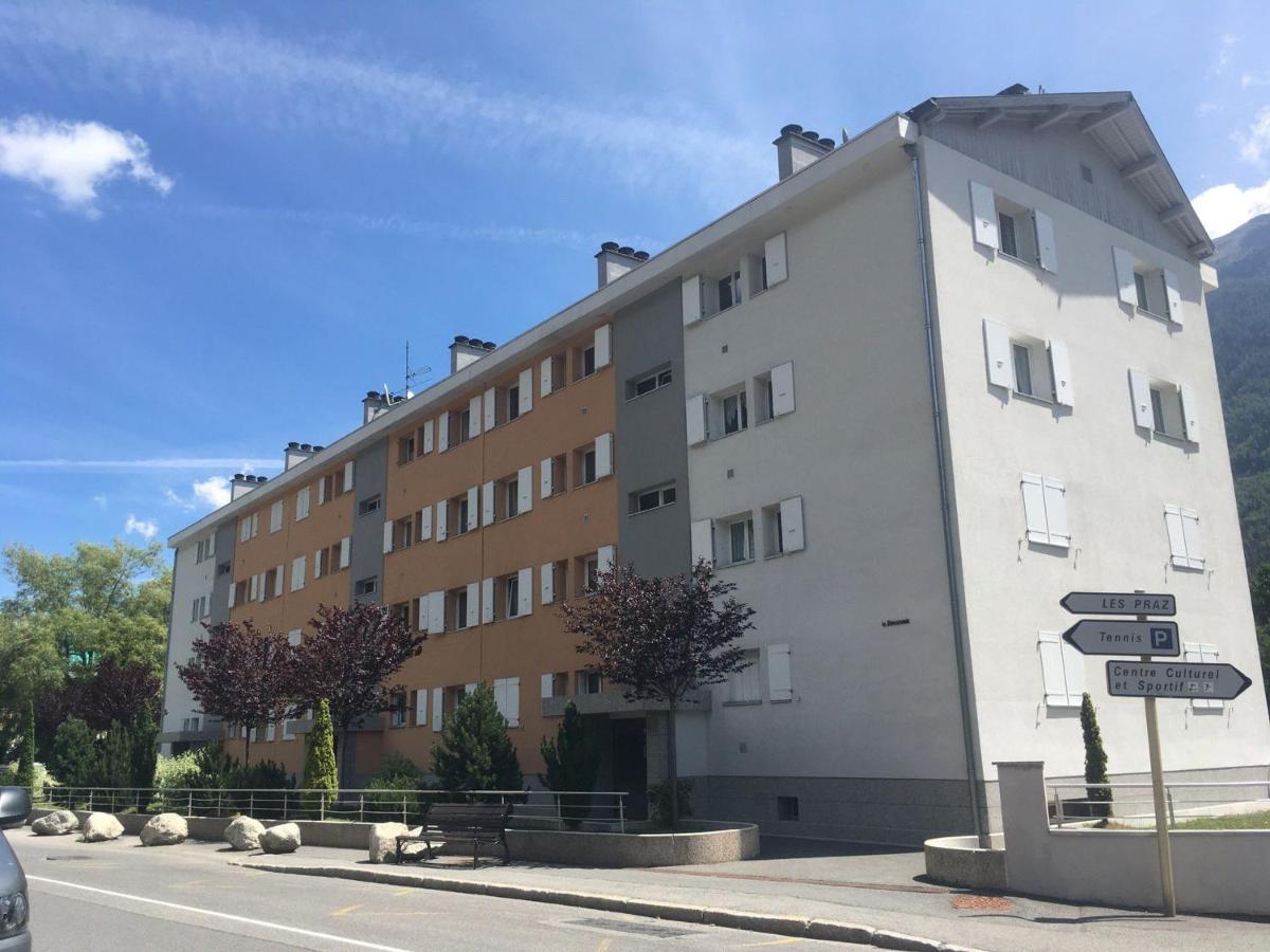 Pres Des Pistes Avec Parking Et Wifi - Fr-1-343-195 Apartment
