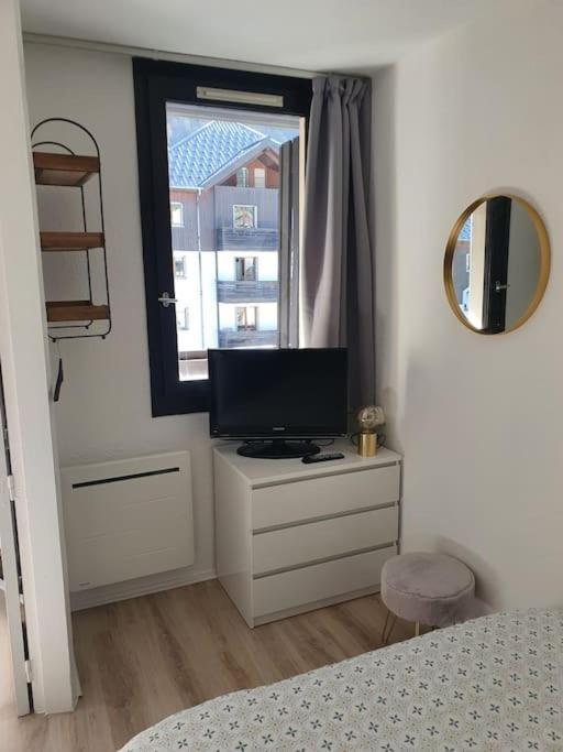 Superbe 2 Pieces, Centre Vue Mont-blanc Avec Balcon Et Parking Gratuit * Chamonix
