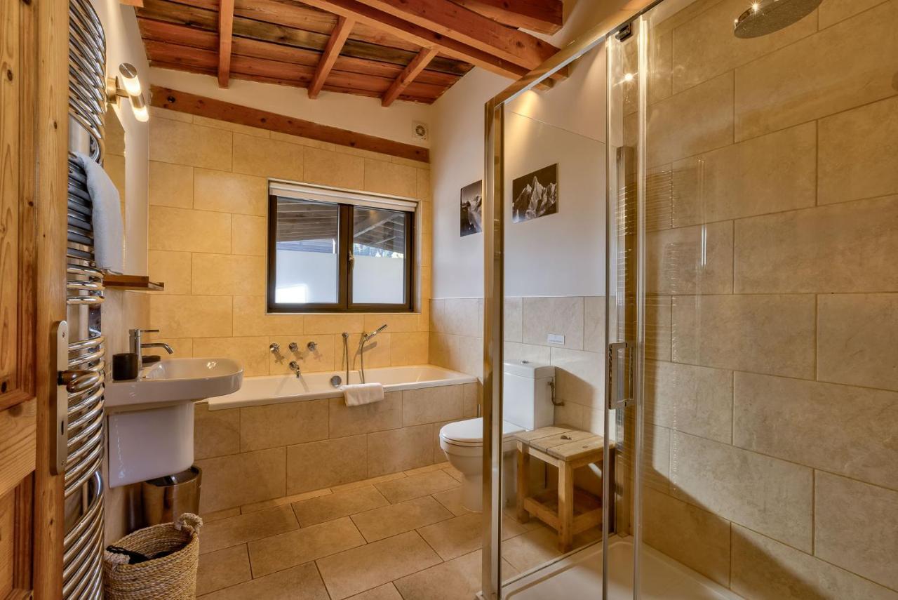 Chalet Alpins Alpes Travel Mont Blanc Views Sleeps 6-8 Chamonix
