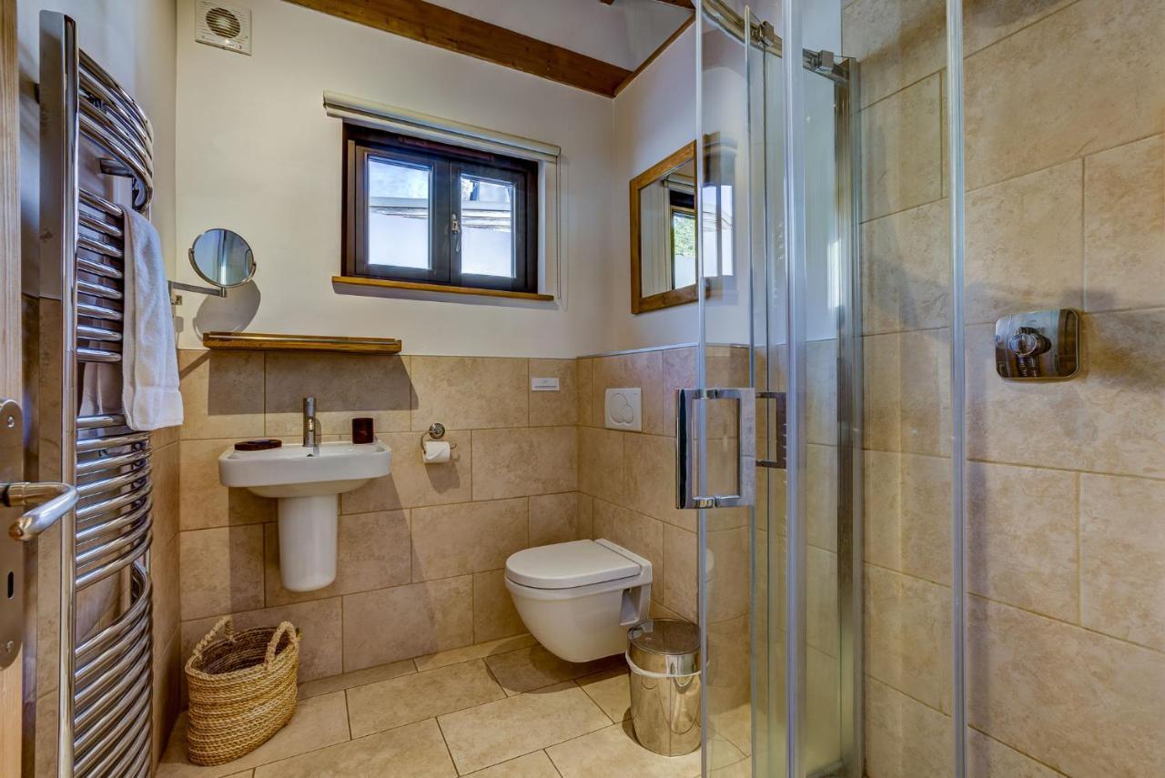 Chalet Alpins Alpes Travel Mont Blanc Views Sleeps 6-8 Chamonix